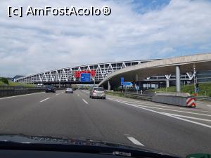 [P15] pe autostradă în Germania, la intrarea în Sttutgart » foto by zlatna
 - 
<span class="allrVoted glyphicon glyphicon-heart hidden" id="av1124235"></span>
<a class="m-l-10 hidden" id="sv1124235" onclick="voting_Foto_DelVot(,1124235,12948)" role="button">șterge vot <span class="glyphicon glyphicon-remove"></span></a>
<a id="v91124235" class=" c-red"  onclick="voting_Foto_SetVot(1124235)" role="button"><span class="glyphicon glyphicon-heart-empty"></span> <b>LIKE</b> = Votează poza</a> <img class="hidden"  id="f1124235W9" src="/imagini/loader.gif" border="0" /><span class="AjErrMes hidden" id="e1124235ErM"></span>