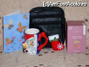 [P01] Iata şi cadourile primite de la al meu 'Secret Santa', zis şi Papone;) Mai mare inspiraţie de atât nici că se putea! » foto by Claudiu U.
 - 
<span class="allrVoted glyphicon glyphicon-heart hidden" id="av701486"></span>
<a class="m-l-10 hidden" id="sv701486" onclick="voting_Foto_DelVot(,701486,13023)" role="button">șterge vot <span class="glyphicon glyphicon-remove"></span></a>
<a id="v9701486" class=" c-red"  onclick="voting_Foto_SetVot(701486)" role="button"><span class="glyphicon glyphicon-heart-empty"></span> <b>LIKE</b> = Votează poza</a> <img class="hidden"  id="f701486W9" src="/imagini/loader.gif" border="0" /><span class="AjErrMes hidden" id="e701486ErM"></span>