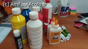 [P01] culeori acrilice in cantitate mare sa fie cat mai economice, lipici si aracet » foto by roth
 - 
<span class="allrVoted glyphicon glyphicon-heart hidden" id="av764889"></span>
<a class="m-l-10 hidden" id="sv764889" onclick="voting_Foto_DelVot(,764889,13023)" role="button">șterge vot <span class="glyphicon glyphicon-remove"></span></a>
<a id="v9764889" class=" c-red"  onclick="voting_Foto_SetVot(764889)" role="button"><span class="glyphicon glyphicon-heart-empty"></span> <b>LIKE</b> = Votează poza</a> <img class="hidden"  id="f764889W9" src="/imagini/loader.gif" border="0" /><span class="AjErrMes hidden" id="e764889ErM"></span>
