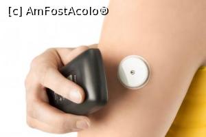 [P01] Cam asa arata fluturasul de care va povestesc, tine 2 saptamani si are o valabilitate de 2 luni, ceea ce e foarte trist fiindca nu se pot lua mai multi odata.  » foto by roth <span class="label label-default labelC_thin small">NEVOTABILĂ</span>