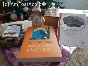 [P03] Aici puteti admira si voi frumoasele cadouri din cutiuta.  » foto by andreea_c
 - 
<span class="allrVoted glyphicon glyphicon-heart hidden" id="av931719"></span>
<a class="m-l-10 hidden" id="sv931719" onclick="voting_Foto_DelVot(,931719,13023)" role="button">șterge vot <span class="glyphicon glyphicon-remove"></span></a>
<a id="v9931719" class=" c-red"  onclick="voting_Foto_SetVot(931719)" role="button"><span class="glyphicon glyphicon-heart-empty"></span> <b>LIKE</b> = Votează poza</a> <img class="hidden"  id="f931719W9" src="/imagini/loader.gif" border="0" /><span class="AjErrMes hidden" id="e931719ErM"></span>