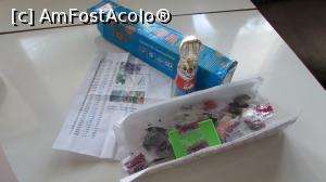 [P01] Însuși Iepurașul, chiar El în persoană, mi-a adus un cadou frumos, și anume un kit pentru migălit un goblen cu pietricele; am meșterit eu multe la viața mea, dar așa ceva încă nu...  » foto by crismis
 - 
<span class="allrVoted glyphicon glyphicon-heart hidden" id="av734782"></span>
<a class="m-l-10 hidden" id="sv734782" onclick="voting_Foto_DelVot(,734782,13023)" role="button">șterge vot <span class="glyphicon glyphicon-remove"></span></a>
<a id="v9734782" class=" c-red"  onclick="voting_Foto_SetVot(734782)" role="button"><span class="glyphicon glyphicon-heart-empty"></span> <b>LIKE</b> = Votează poza</a> <img class="hidden"  id="f734782W9" src="/imagini/loader.gif" border="0" /><span class="AjErrMes hidden" id="e734782ErM"></span>