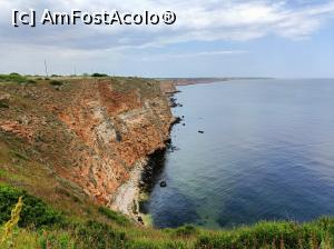 [P13] Faleza de la Cap Caliacra - înspre Bolata și Tyulenevo. » foto by tata123 🔱
 - 
<span class="allrVoted glyphicon glyphicon-heart hidden" id="av1370836"></span>
<a class="m-l-10 hidden" id="sv1370836" onclick="voting_Foto_DelVot(,1370836,13043)" role="button">șterge vot <span class="glyphicon glyphicon-remove"></span></a>
<a id="v91370836" class=" c-red"  onclick="voting_Foto_SetVot(1370836)" role="button"><span class="glyphicon glyphicon-heart-empty"></span> <b>LIKE</b> = Votează poza</a> <img class="hidden"  id="f1370836W9" src="/imagini/loader.gif" border="0" /><span class="AjErrMes hidden" id="e1370836ErM"></span>