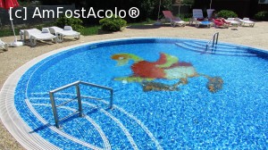 [P32] Piscina de copii » foto by crismis
 - 
<span class="allrVoted glyphicon glyphicon-heart hidden" id="av705759"></span>
<a class="m-l-10 hidden" id="sv705759" onclick="voting_Foto_DelVot(,705759,13047)" role="button">șterge vot <span class="glyphicon glyphicon-remove"></span></a>
<a id="v9705759" class=" c-red"  onclick="voting_Foto_SetVot(705759)" role="button"><span class="glyphicon glyphicon-heart-empty"></span> <b>LIKE</b> = Votează poza</a> <img class="hidden"  id="f705759W9" src="/imagini/loader.gif" border="0" /><span class="AjErrMes hidden" id="e705759ErM"></span>