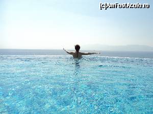 [P04] Michelangelo Resort & Spa, Kos, Grecia. Aici avem piscine aia de vis care apare in toate prezentarile hotelului.  » foto by vega06
 - 
<span class="allrVoted glyphicon glyphicon-heart hidden" id="av571417"></span>
<a class="m-l-10 hidden" id="sv571417" onclick="voting_Foto_DelVot(,571417,13054)" role="button">șterge vot <span class="glyphicon glyphicon-remove"></span></a>
<a id="v9571417" class=" c-red"  onclick="voting_Foto_SetVot(571417)" role="button"><span class="glyphicon glyphicon-heart-empty"></span> <b>LIKE</b> = Votează poza</a> <img class="hidden"  id="f571417W9" src="/imagini/loader.gif" border="0" /><span class="AjErrMes hidden" id="e571417ErM"></span>