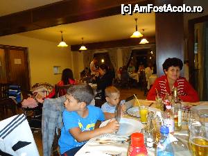[P18] restaurantul pensiunii » foto by marocanu21
 - 
<span class="allrVoted glyphicon glyphicon-heart hidden" id="av471836"></span>
<a class="m-l-10 hidden" id="sv471836" onclick="voting_Foto_DelVot(,471836,13078)" role="button">șterge vot <span class="glyphicon glyphicon-remove"></span></a>
<a id="v9471836" class=" c-red"  onclick="voting_Foto_SetVot(471836)" role="button"><span class="glyphicon glyphicon-heart-empty"></span> <b>LIKE</b> = Votează poza</a> <img class="hidden"  id="f471836W9" src="/imagini/loader.gif" border="0" /><span class="AjErrMes hidden" id="e471836ErM"></span>