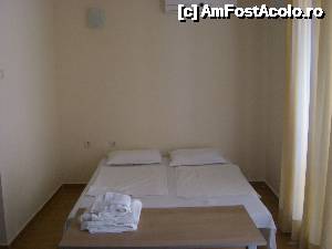 [P04] Canapeaua extensibila din livingul apartamentului - august 2012 » foto by adry24
 - 
<span class="allrVoted glyphicon glyphicon-heart hidden" id="av503526"></span>
<a class="m-l-10 hidden" id="sv503526" onclick="voting_Foto_DelVot(,503526,13086)" role="button">șterge vot <span class="glyphicon glyphicon-remove"></span></a>
<a id="v9503526" class=" c-red"  onclick="voting_Foto_SetVot(503526)" role="button"><span class="glyphicon glyphicon-heart-empty"></span> <b>LIKE</b> = Votează poza</a> <img class="hidden"  id="f503526W9" src="/imagini/loader.gif" border="0" /><span class="AjErrMes hidden" id="e503526ErM"></span>