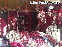 [P03] Viena - piata de Craciun - decoratiuni din plante si alte mirodenii » foto by kmy
 - 
<span class="allrVoted glyphicon glyphicon-heart hidden" id="av172508"></span>
<a class="m-l-10 hidden" id="sv172508" onclick="voting_Foto_DelVot(,172508,13117)" role="button">șterge vot <span class="glyphicon glyphicon-remove"></span></a>
<a id="v9172508" class=" c-red"  onclick="voting_Foto_SetVot(172508)" role="button"><span class="glyphicon glyphicon-heart-empty"></span> <b>LIKE</b> = Votează poza</a> <img class="hidden"  id="f172508W9" src="/imagini/loader.gif" border="0" /><span class="AjErrMes hidden" id="e172508ErM"></span>