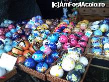 [P07] Viena - piata de Craciun - globulete din carton frumos pictate » foto by kmy
 - 
<span class="allrVoted glyphicon glyphicon-heart hidden" id="av172516"></span>
<a class="m-l-10 hidden" id="sv172516" onclick="voting_Foto_DelVot(,172516,13117)" role="button">șterge vot <span class="glyphicon glyphicon-remove"></span></a>
<a id="v9172516" class=" c-red"  onclick="voting_Foto_SetVot(172516)" role="button"><span class="glyphicon glyphicon-heart-empty"></span> <b>LIKE</b> = Votează poza</a> <img class="hidden"  id="f172516W9" src="/imagini/loader.gif" border="0" /><span class="AjErrMes hidden" id="e172516ErM"></span>