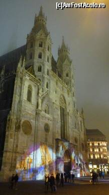[P01] Stephansdom. Merita vizitata si prin interior, dar din pacate nu am avut niciodata timp sa intru » foto by brugner
 - 
<span class="allrVoted glyphicon glyphicon-heart hidden" id="av293893"></span>
<a class="m-l-10 hidden" id="sv293893" onclick="voting_Foto_DelVot(,293893,13117)" role="button">șterge vot <span class="glyphicon glyphicon-remove"></span></a>
<a id="v9293893" class=" c-red"  onclick="voting_Foto_SetVot(293893)" role="button"><span class="glyphicon glyphicon-heart-empty"></span> <b>LIKE</b> = Votează poza</a> <img class="hidden"  id="f293893W9" src="/imagini/loader.gif" border="0" /><span class="AjErrMes hidden" id="e293893ErM"></span>