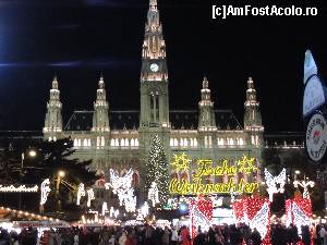 [P23] Una dintre cele mai fotografiate obiective, piata de Craciun, Viena » foto by claudiu 71
 - 
<span class="allrVoted glyphicon glyphicon-heart hidden" id="av580760"></span>
<a class="m-l-10 hidden" id="sv580760" onclick="voting_Foto_DelVot(,580760,13117)" role="button">șterge vot <span class="glyphicon glyphicon-remove"></span></a>
<a id="v9580760" class=" c-red"  onclick="voting_Foto_SetVot(580760)" role="button"><span class="glyphicon glyphicon-heart-empty"></span> <b>LIKE</b> = Votează poza</a> <img class="hidden"  id="f580760W9" src="/imagini/loader.gif" border="0" /><span class="AjErrMes hidden" id="e580760ErM"></span>