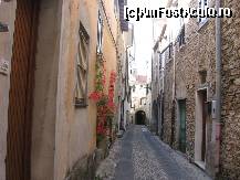 [P21] Locuinte de piatra in care se intra din strada » foto by Michi
 - 
<span class="allrVoted glyphicon glyphicon-heart hidden" id="av381996"></span>
<a class="m-l-10 hidden" id="sv381996" onclick="voting_Foto_DelVot(,381996,13123)" role="button">șterge vot <span class="glyphicon glyphicon-remove"></span></a>
<a id="v9381996" class=" c-red"  onclick="voting_Foto_SetVot(381996)" role="button"><span class="glyphicon glyphicon-heart-empty"></span> <b>LIKE</b> = Votează poza</a> <img class="hidden"  id="f381996W9" src="/imagini/loader.gif" border="0" /><span class="AjErrMes hidden" id="e381996ErM"></span>