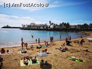 [P13] Puerto de Mogan; plaja » foto by crismis
 - 
<span class="allrVoted glyphicon glyphicon-heart hidden" id="av1286632"></span>
<a class="m-l-10 hidden" id="sv1286632" onclick="voting_Foto_DelVot(,1286632,13127)" role="button">șterge vot <span class="glyphicon glyphicon-remove"></span></a>
<a id="v91286632" class=" c-red"  onclick="voting_Foto_SetVot(1286632)" role="button"><span class="glyphicon glyphicon-heart-empty"></span> <b>LIKE</b> = Votează poza</a> <img class="hidden"  id="f1286632W9" src="/imagini/loader.gif" border="0" /><span class="AjErrMes hidden" id="e1286632ErM"></span>