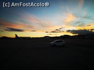 [P03] Aeroportul din Gran Canaria ne întâmpină cu un superb apus de soare! » foto by crismis
 - 
<span class="allrVoted glyphicon glyphicon-heart hidden" id="av1286622"></span>
<a class="m-l-10 hidden" id="sv1286622" onclick="voting_Foto_DelVot(,1286622,13127)" role="button">șterge vot <span class="glyphicon glyphicon-remove"></span></a>
<a id="v91286622" class=" c-red"  onclick="voting_Foto_SetVot(1286622)" role="button"><span class="glyphicon glyphicon-heart-empty"></span> <b>LIKE</b> = Votează poza</a> <img class="hidden"  id="f1286622W9" src="/imagini/loader.gif" border="0" /><span class="AjErrMes hidden" id="e1286622ErM"></span>