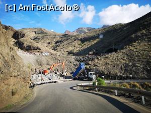 [P34] Se lucrează la autostrada ce va străpunge munții din vestul insulei » foto by crismis
 - 
<span class="allrVoted glyphicon glyphicon-heart hidden" id="av1286653"></span>
<a class="m-l-10 hidden" id="sv1286653" onclick="voting_Foto_DelVot(,1286653,13127)" role="button">șterge vot <span class="glyphicon glyphicon-remove"></span></a>
<a id="v91286653" class=" c-red"  onclick="voting_Foto_SetVot(1286653)" role="button"><span class="glyphicon glyphicon-heart-empty"></span> <b>LIKE</b> = Votează poza</a> <img class="hidden"  id="f1286653W9" src="/imagini/loader.gif" border="0" /><span class="AjErrMes hidden" id="e1286653ErM"></span>