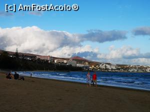 [P46] Playa del Ingles pe înserate » foto by crismis
 - 
<span class="allrVoted glyphicon glyphicon-heart hidden" id="av1286665"></span>
<a class="m-l-10 hidden" id="sv1286665" onclick="voting_Foto_DelVot(,1286665,13127)" role="button">șterge vot <span class="glyphicon glyphicon-remove"></span></a>
<a id="v91286665" class=" c-red"  onclick="voting_Foto_SetVot(1286665)" role="button"><span class="glyphicon glyphicon-heart-empty"></span> <b>LIKE</b> = Votează poza</a> <img class="hidden"  id="f1286665W9" src="/imagini/loader.gif" border="0" /><span class="AjErrMes hidden" id="e1286665ErM"></span>