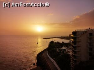 [P88] Apus de soare peste coasta sudică » foto by crismis
 - 
<span class="allrVoted glyphicon glyphicon-heart hidden" id="av1286707"></span>
<a class="m-l-10 hidden" id="sv1286707" onclick="voting_Foto_DelVot(,1286707,13127)" role="button">șterge vot <span class="glyphicon glyphicon-remove"></span></a>
<a id="v91286707" class=" c-red"  onclick="voting_Foto_SetVot(1286707)" role="button"><span class="glyphicon glyphicon-heart-empty"></span> <b>LIKE</b> = Votează poza</a> <img class="hidden"  id="f1286707W9" src="/imagini/loader.gif" border="0" /><span class="AjErrMes hidden" id="e1286707ErM"></span>