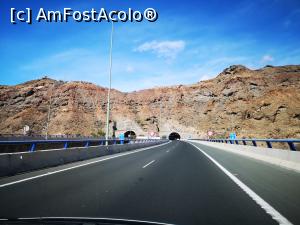 [P09] Autostrada din sudul insulei, cu numeroase tuneluri ce străpung bazaltul » foto by crismis
 - 
<span class="allrVoted glyphicon glyphicon-heart hidden" id="av1286628"></span>
<a class="m-l-10 hidden" id="sv1286628" onclick="voting_Foto_DelVot(,1286628,13127)" role="button">șterge vot <span class="glyphicon glyphicon-remove"></span></a>
<a id="v91286628" class=" c-red"  onclick="voting_Foto_SetVot(1286628)" role="button"><span class="glyphicon glyphicon-heart-empty"></span> <b>LIKE</b> = Votează poza</a> <img class="hidden"  id="f1286628W9" src="/imagini/loader.gif" border="0" /><span class="AjErrMes hidden" id="e1286628ErM"></span>