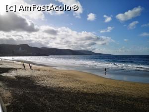 [P66] Plaja Las Canteras; zona surferilor » foto by crismis
 - 
<span class="allrVoted glyphicon glyphicon-heart hidden" id="av1291419"></span>
<a class="m-l-10 hidden" id="sv1291419" onclick="voting_Foto_DelVot(,1291419,13127)" role="button">șterge vot <span class="glyphicon glyphicon-remove"></span></a>
<a id="v91291419" class=" c-red"  onclick="voting_Foto_SetVot(1291419)" role="button"><span class="glyphicon glyphicon-heart-empty"></span> <b>LIKE</b> = Votează poza</a> <img class="hidden"  id="f1291419W9" src="/imagini/loader.gif" border="0" /><span class="AjErrMes hidden" id="e1291419ErM"></span>
