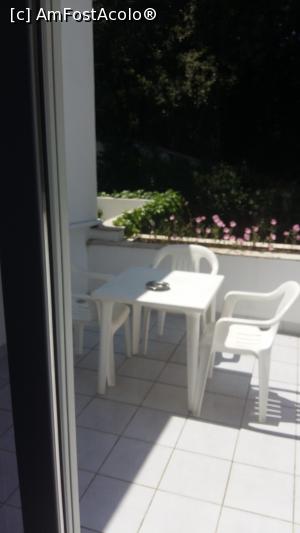[P06] Balconul » foto by marival
 - 
<span class="allrVoted glyphicon glyphicon-heart hidden" id="av983186"></span>
<a class="m-l-10 hidden" id="sv983186" onclick="voting_Foto_DelVot(,983186,13136)" role="button">șterge vot <span class="glyphicon glyphicon-remove"></span></a>
<a id="v9983186" class=" c-red"  onclick="voting_Foto_SetVot(983186)" role="button"><span class="glyphicon glyphicon-heart-empty"></span> <b>LIKE</b> = Votează poza</a> <img class="hidden"  id="f983186W9" src="/imagini/loader.gif" border="0" /><span class="AjErrMes hidden" id="e983186ErM"></span>