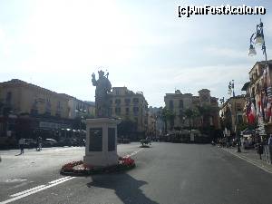 [P02] statuia in marmura a lui San Antonie » foto by amero
 - 
<span class="allrVoted glyphicon glyphicon-heart hidden" id="av570967"></span>
<a class="m-l-10 hidden" id="sv570967" onclick="voting_Foto_DelVot(,570967,13144)" role="button">șterge vot <span class="glyphicon glyphicon-remove"></span></a>
<a id="v9570967" class=" c-red"  onclick="voting_Foto_SetVot(570967)" role="button"><span class="glyphicon glyphicon-heart-empty"></span> <b>LIKE</b> = Votează poza</a> <img class="hidden"  id="f570967W9" src="/imagini/loader.gif" border="0" /><span class="AjErrMes hidden" id="e570967ErM"></span>