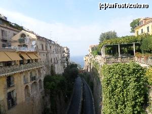 [P04] vedere din centrul orasului spre zona portului si a falezei » foto by amero
 - 
<span class="allrVoted glyphicon glyphicon-heart hidden" id="av570969"></span>
<a class="m-l-10 hidden" id="sv570969" onclick="voting_Foto_DelVot(,570969,13144)" role="button">șterge vot <span class="glyphicon glyphicon-remove"></span></a>
<a id="v9570969" class=" c-red"  onclick="voting_Foto_SetVot(570969)" role="button"><span class="glyphicon glyphicon-heart-empty"></span> <b>LIKE</b> = Votează poza</a> <img class="hidden"  id="f570969W9" src="/imagini/loader.gif" border="0" /><span class="AjErrMes hidden" id="e570969ErM"></span>