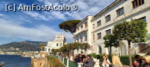 [P24] Faleza înaltă din Sorrento. » foto by tata123 🔱
 - 
<span class="allrVoted glyphicon glyphicon-heart hidden" id="av1531101"></span>
<a class="m-l-10 hidden" id="sv1531101" onclick="voting_Foto_DelVot(,1531101,13144)" role="button">șterge vot <span class="glyphicon glyphicon-remove"></span></a>
<a id="v91531101" class=" c-red"  onclick="voting_Foto_SetVot(1531101)" role="button"><span class="glyphicon glyphicon-heart-empty"></span> <b>LIKE</b> = Votează poza</a> <img class="hidden"  id="f1531101W9" src="/imagini/loader.gif" border="0" /><span class="AjErrMes hidden" id="e1531101ErM"></span>