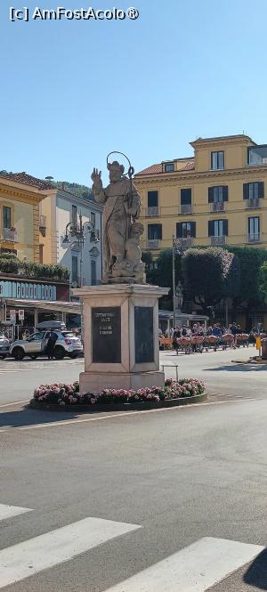 [P08] Piazza Tasso și statuia Abatelui Antonino. » foto by tata123 🔱
 - 
<span class="allrVoted glyphicon glyphicon-heart hidden" id="av1531085"></span>
<a class="m-l-10 hidden" id="sv1531085" onclick="voting_Foto_DelVot(,1531085,13144)" role="button">șterge vot <span class="glyphicon glyphicon-remove"></span></a>
<a id="v91531085" class=" c-red"  onclick="voting_Foto_SetVot(1531085)" role="button"><span class="glyphicon glyphicon-heart-empty"></span> <b>LIKE</b> = Votează poza</a> <img class="hidden"  id="f1531085W9" src="/imagini/loader.gif" border="0" /><span class="AjErrMes hidden" id="e1531085ErM"></span>