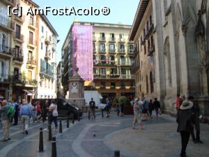 [P20] La poarta catedralei din Bilbao, în centrul vechi istoric.  » foto by mireille
 - 
<span class="allrVoted glyphicon glyphicon-heart hidden" id="av1062536"></span>
<a class="m-l-10 hidden" id="sv1062536" onclick="voting_Foto_DelVot(,1062536,13148)" role="button">șterge vot <span class="glyphicon glyphicon-remove"></span></a>
<a id="v91062536" class=" c-red"  onclick="voting_Foto_SetVot(1062536)" role="button"><span class="glyphicon glyphicon-heart-empty"></span> <b>LIKE</b> = Votează poza</a> <img class="hidden"  id="f1062536W9" src="/imagini/loader.gif" border="0" /><span class="AjErrMes hidden" id="e1062536ErM"></span>