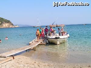 [P69] Taxi boat Valtos » foto by ionescunic
 - 
<span class="allrVoted glyphicon glyphicon-heart hidden" id="av402533"></span>
<a class="m-l-10 hidden" id="sv402533" onclick="voting_Foto_DelVot(,402533,13156)" role="button">șterge vot <span class="glyphicon glyphicon-remove"></span></a>
<a id="v9402533" class=" c-red"  onclick="voting_Foto_SetVot(402533)" role="button"><span class="glyphicon glyphicon-heart-empty"></span> <b>LIKE</b> = Votează poza</a> <img class="hidden"  id="f402533W9" src="/imagini/loader.gif" border="0" /><span class="AjErrMes hidden" id="e402533ErM"></span>
