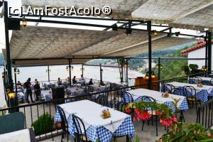 [P09] Taverna in old town Parga » foto by mirmicu
 - 
<span class="allrVoted glyphicon glyphicon-heart hidden" id="av827489"></span>
<a class="m-l-10 hidden" id="sv827489" onclick="voting_Foto_DelVot(,827489,13156)" role="button">șterge vot <span class="glyphicon glyphicon-remove"></span></a>
<a id="v9827489" class=" c-red"  onclick="voting_Foto_SetVot(827489)" role="button"><span class="glyphicon glyphicon-heart-empty"></span> <b>LIKE</b> = Votează poza</a> <img class="hidden"  id="f827489W9" src="/imagini/loader.gif" border="0" /><span class="AjErrMes hidden" id="e827489ErM"></span>