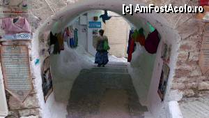 [P12] Parga - și străduțele sale înguste... chiar și pasaje pe sub clădiri!  » foto by Dragoș_MD
 - 
<span class="allrVoted glyphicon glyphicon-heart hidden" id="av424599"></span>
<a class="m-l-10 hidden" id="sv424599" onclick="voting_Foto_DelVot(,424599,13156)" role="button">șterge vot <span class="glyphicon glyphicon-remove"></span></a>
<a id="v9424599" class=" c-red"  onclick="voting_Foto_SetVot(424599)" role="button"><span class="glyphicon glyphicon-heart-empty"></span> <b>LIKE</b> = Votează poza</a> <img class="hidden"  id="f424599W9" src="/imagini/loader.gif" border="0" /><span class="AjErrMes hidden" id="e424599ErM"></span>