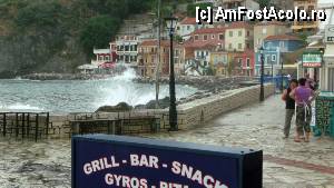 [P34] Parga - faleza pe mare furioasă » foto by Dragoș_MD
 - 
<span class="allrVoted glyphicon glyphicon-heart hidden" id="av424621"></span>
<a class="m-l-10 hidden" id="sv424621" onclick="voting_Foto_DelVot(,424621,13156)" role="button">șterge vot <span class="glyphicon glyphicon-remove"></span></a>
<a id="v9424621" class=" c-red"  onclick="voting_Foto_SetVot(424621)" role="button"><span class="glyphicon glyphicon-heart-empty"></span> <b>LIKE</b> = Votează poza</a> <img class="hidden"  id="f424621W9" src="/imagini/loader.gif" border="0" /><span class="AjErrMes hidden" id="e424621ErM"></span>