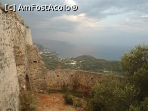 [P01] Parga vazuta de la castelul lui Ali Pasha » foto by Cristofor
 - 
<span class="allrVoted glyphicon glyphicon-heart hidden" id="av781166"></span>
<a class="m-l-10 hidden" id="sv781166" onclick="voting_Foto_DelVot(,781166,13156)" role="button">șterge vot <span class="glyphicon glyphicon-remove"></span></a>
<a id="v9781166" class=" c-red"  onclick="voting_Foto_SetVot(781166)" role="button"><span class="glyphicon glyphicon-heart-empty"></span> <b>LIKE</b> = Votează poza</a> <img class="hidden"  id="f781166W9" src="/imagini/loader.gif" border="0" /><span class="AjErrMes hidden" id="e781166ErM"></span>