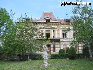 [P19] Casa Fântâneanu, Slatina.  » foto by tata123 🔱
 - 
<span class="allrVoted glyphicon glyphicon-heart hidden" id="av619850"></span>
<a class="m-l-10 hidden" id="sv619850" onclick="voting_Foto_DelVot(,619850,13164)" role="button">șterge vot <span class="glyphicon glyphicon-remove"></span></a>
<a id="v9619850" class=" c-red"  onclick="voting_Foto_SetVot(619850)" role="button"><span class="glyphicon glyphicon-heart-empty"></span> <b>LIKE</b> = Votează poza</a> <img class="hidden"  id="f619850W9" src="/imagini/loader.gif" border="0" /><span class="AjErrMes hidden" id="e619850ErM"></span>