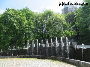 [P08] Fântâni arteziene - Parcul Pitești, Slatina.  » foto by tata123 🔱
 - 
<span class="allrVoted glyphicon glyphicon-heart hidden" id="av619839"></span>
<a class="m-l-10 hidden" id="sv619839" onclick="voting_Foto_DelVot(,619839,13164)" role="button">șterge vot <span class="glyphicon glyphicon-remove"></span></a>
<a id="v9619839" class=" c-red"  onclick="voting_Foto_SetVot(619839)" role="button"><span class="glyphicon glyphicon-heart-empty"></span> <b>LIKE</b> = Votează poza</a> <img class="hidden"  id="f619839W9" src="/imagini/loader.gif" border="0" /><span class="AjErrMes hidden" id="e619839ErM"></span>