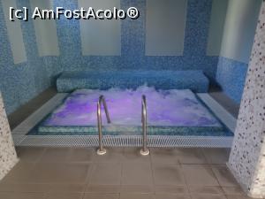 [P12] Hotelul O3zone din Băile Tușnad - jacuzzi » foto by mariana.olaru
 - 
<span class="allrVoted glyphicon glyphicon-heart hidden" id="av717571"></span>
<a class="m-l-10 hidden" id="sv717571" onclick="voting_Foto_DelVot(,717571,13168)" role="button">șterge vot <span class="glyphicon glyphicon-remove"></span></a>
<a id="v9717571" class=" c-red"  onclick="voting_Foto_SetVot(717571)" role="button"><span class="glyphicon glyphicon-heart-empty"></span> <b>LIKE</b> = Votează poza</a> <img class="hidden"  id="f717571W9" src="/imagini/loader.gif" border="0" /><span class="AjErrMes hidden" id="e717571ErM"></span>