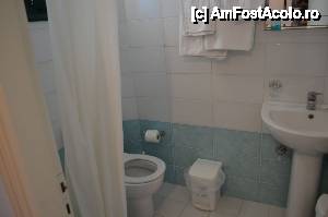 [P11] Hotel Santa Marina-baia mică, curată, perdea la duş » foto by krisztike
 - 
<span class="allrVoted glyphicon glyphicon-heart hidden" id="av458025"></span>
<a class="m-l-10 hidden" id="sv458025" onclick="voting_Foto_DelVot(,458025,13196)" role="button">șterge vot <span class="glyphicon glyphicon-remove"></span></a>
<a id="v9458025" class=" c-red"  onclick="voting_Foto_SetVot(458025)" role="button"><span class="glyphicon glyphicon-heart-empty"></span> <b>LIKE</b> = Votează poza</a> <img class="hidden"  id="f458025W9" src="/imagini/loader.gif" border="0" /><span class="AjErrMes hidden" id="e458025ErM"></span>
