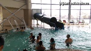 [P24] Aqualand Deva - 2.000.000 litri de distracţie. Aterizarea din tobogan în bazin.  » foto by bogumil
 - 
<span class="allrVoted glyphicon glyphicon-heart hidden" id="av587398"></span>
<a class="m-l-10 hidden" id="sv587398" onclick="voting_Foto_DelVot(,587398,13202)" role="button">șterge vot <span class="glyphicon glyphicon-remove"></span></a>
<a id="v9587398" class=" c-red"  onclick="voting_Foto_SetVot(587398)" role="button"><span class="glyphicon glyphicon-heart-empty"></span> <b>LIKE</b> = Votează poza</a> <img class="hidden"  id="f587398W9" src="/imagini/loader.gif" border="0" /><span class="AjErrMes hidden" id="e587398ErM"></span>
