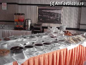 [P25] Hotel Teona 3*, Izmit - micul dejun » foto by nicole33
 - 
<span class="allrVoted glyphicon glyphicon-heart hidden" id="av386656"></span>
<a class="m-l-10 hidden" id="sv386656" onclick="voting_Foto_DelVot(,386656,13260)" role="button">șterge vot <span class="glyphicon glyphicon-remove"></span></a>
<a id="v9386656" class=" c-red"  onclick="voting_Foto_SetVot(386656)" role="button"><span class="glyphicon glyphicon-heart-empty"></span> <b>LIKE</b> = Votează poza</a> <img class="hidden"  id="f386656W9" src="/imagini/loader.gif" border="0" /><span class="AjErrMes hidden" id="e386656ErM"></span>