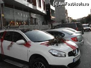 [P06] Hotel Teona 3*, Izmit - mașinile nuntașilor care ocupau locurile de parcare destinate clienților hotelului » foto by nicole33
 - 
<span class="allrVoted glyphicon glyphicon-heart hidden" id="av386634"></span>
<a class="m-l-10 hidden" id="sv386634" onclick="voting_Foto_DelVot(,386634,13260)" role="button">șterge vot <span class="glyphicon glyphicon-remove"></span></a>
<a id="v9386634" class=" c-red"  onclick="voting_Foto_SetVot(386634)" role="button"><span class="glyphicon glyphicon-heart-empty"></span> <b>LIKE</b> = Votează poza</a> <img class="hidden"  id="f386634W9" src="/imagini/loader.gif" border="0" /><span class="AjErrMes hidden" id="e386634ErM"></span>