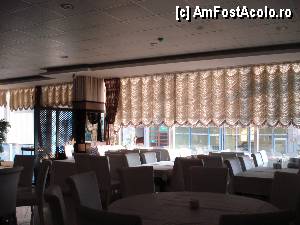 [P07] Hotel Teona 3*, Izmit - restaurantul, dimineața » foto by nicole33
 - 
<span class="allrVoted glyphicon glyphicon-heart hidden" id="av386635"></span>
<a class="m-l-10 hidden" id="sv386635" onclick="voting_Foto_DelVot(,386635,13260)" role="button">șterge vot <span class="glyphicon glyphicon-remove"></span></a>
<a id="v9386635" class=" c-red"  onclick="voting_Foto_SetVot(386635)" role="button"><span class="glyphicon glyphicon-heart-empty"></span> <b>LIKE</b> = Votează poza</a> <img class="hidden"  id="f386635W9" src="/imagini/loader.gif" border="0" /><span class="AjErrMes hidden" id="e386635ErM"></span>