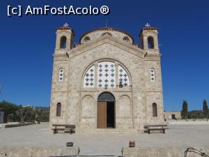 [P27] Biserica Agios Georgios din localitatea cu același nume, amplasată pe o stâncă la malul mării. Nu o ocoliți.  » foto by Aurici
 - 
<span class="allrVoted glyphicon glyphicon-heart hidden" id="av757708"></span>
<a class="m-l-10 hidden" id="sv757708" onclick="voting_Foto_DelVot(,757708,13279)" role="button">șterge vot <span class="glyphicon glyphicon-remove"></span></a>
<a id="v9757708" class=" c-red"  onclick="voting_Foto_SetVot(757708)" role="button"><span class="glyphicon glyphicon-heart-empty"></span> <b>LIKE</b> = Votează poza</a> <img class="hidden"  id="f757708W9" src="/imagini/loader.gif" border="0" /><span class="AjErrMes hidden" id="e757708ErM"></span>