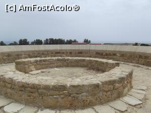 [P26] Formă ciculară în situl Kato Paphos » foto by irinad
 - 
<span class="allrVoted glyphicon glyphicon-heart hidden" id="av809669"></span>
<a class="m-l-10 hidden" id="sv809669" onclick="voting_Foto_DelVot(,809669,13279)" role="button">șterge vot <span class="glyphicon glyphicon-remove"></span></a>
<a id="v9809669" class=" c-red"  onclick="voting_Foto_SetVot(809669)" role="button"><span class="glyphicon glyphicon-heart-empty"></span> <b>LIKE</b> = Votează poza</a> <img class="hidden"  id="f809669W9" src="/imagini/loader.gif" border="0" /><span class="AjErrMes hidden" id="e809669ErM"></span>