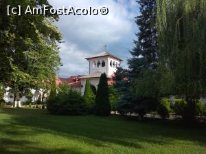 [P25] Mănăstirea Ghighiu, Prahova » foto by Mioritik
 - 
<span class="allrVoted glyphicon glyphicon-heart hidden" id="av1252086"></span>
<a class="m-l-10 hidden" id="sv1252086" onclick="voting_Foto_DelVot(,1252086,13280)" role="button">șterge vot <span class="glyphicon glyphicon-remove"></span></a>
<a id="v91252086" class=" c-red"  onclick="voting_Foto_SetVot(1252086)" role="button"><span class="glyphicon glyphicon-heart-empty"></span> <b>LIKE</b> = Votează poza</a> <img class="hidden"  id="f1252086W9" src="/imagini/loader.gif" border="0" /><span class="AjErrMes hidden" id="e1252086ErM"></span>