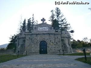 [P02] mausoleul din Soveja vazut de aproape » foto by dianamea
 - 
<span class="allrVoted glyphicon glyphicon-heart hidden" id="av544240"></span>
<a class="m-l-10 hidden" id="sv544240" onclick="voting_Foto_DelVot(,544240,13284)" role="button">șterge vot <span class="glyphicon glyphicon-remove"></span></a>
<a id="v9544240" class=" c-red"  onclick="voting_Foto_SetVot(544240)" role="button"><span class="glyphicon glyphicon-heart-empty"></span> <b>LIKE</b> = Votează poza</a> <img class="hidden"  id="f544240W9" src="/imagini/loader.gif" border="0" /><span class="AjErrMes hidden" id="e544240ErM"></span>