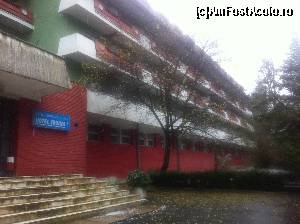 [P26] Intrarea în (fostul) hotel Zboina » foto by Yersinia Pestis
 - 
<span class="allrVoted glyphicon glyphicon-heart hidden" id="av574962"></span>
<a class="m-l-10 hidden" id="sv574962" onclick="voting_Foto_DelVot(,574962,13284)" role="button">șterge vot <span class="glyphicon glyphicon-remove"></span></a>
<a id="v9574962" class=" c-red"  onclick="voting_Foto_SetVot(574962)" role="button"><span class="glyphicon glyphicon-heart-empty"></span> <b>LIKE</b> = Votează poza</a> <img class="hidden"  id="f574962W9" src="/imagini/loader.gif" border="0" /><span class="AjErrMes hidden" id="e574962ErM"></span>