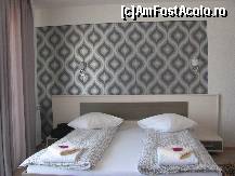 [P05] Camera foarte curată și spațioasă. Camera avea balcon.  » foto by gettutza
 - 
<span class="allrVoted glyphicon glyphicon-heart hidden" id="av427104"></span>
<a class="m-l-10 hidden" id="sv427104" onclick="voting_Foto_DelVot(,427104,13309)" role="button">șterge vot <span class="glyphicon glyphicon-remove"></span></a>
<a id="v9427104" class=" c-red"  onclick="voting_Foto_SetVot(427104)" role="button"><span class="glyphicon glyphicon-heart-empty"></span> <b>LIKE</b> = Votează poza</a> <img class="hidden"  id="f427104W9" src="/imagini/loader.gif" border="0" /><span class="AjErrMes hidden" id="e427104ErM"></span>