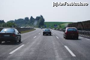 [P17] Pensiunea Lucinel II, la doi pași de autostradă » foto by unq
 - 
<span class="allrVoted glyphicon glyphicon-heart hidden" id="av484895"></span>
<a class="m-l-10 hidden" id="sv484895" onclick="voting_Foto_DelVot(,484895,13309)" role="button">șterge vot <span class="glyphicon glyphicon-remove"></span></a>
<a id="v9484895" class=" c-red"  onclick="voting_Foto_SetVot(484895)" role="button"><span class="glyphicon glyphicon-heart-empty"></span> <b>LIKE</b> = Votează poza</a> <img class="hidden"  id="f484895W9" src="/imagini/loader.gif" border="0" /><span class="AjErrMes hidden" id="e484895ErM"></span>