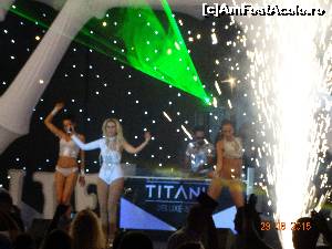 [P01] whiteParty » foto by jimmybitza*
 - 
<span class="allrVoted glyphicon glyphicon-heart hidden" id="av660567"></span>
<a class="m-l-10 hidden" id="sv660567" onclick="voting_Foto_DelVot(,660567,13311)" role="button">șterge vot <span class="glyphicon glyphicon-remove"></span></a>
<a id="v9660567" class=" c-red"  onclick="voting_Foto_SetVot(660567)" role="button"><span class="glyphicon glyphicon-heart-empty"></span> <b>LIKE</b> = Votează poza</a> <img class="hidden"  id="f660567W9" src="/imagini/loader.gif" border="0" /><span class="AjErrMes hidden" id="e660567ErM"></span>